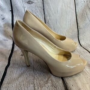 5/$20‎ Nine West Camya Nude Patent Open Toe Platform Pump Heels Wmns Sz 7 AS IS